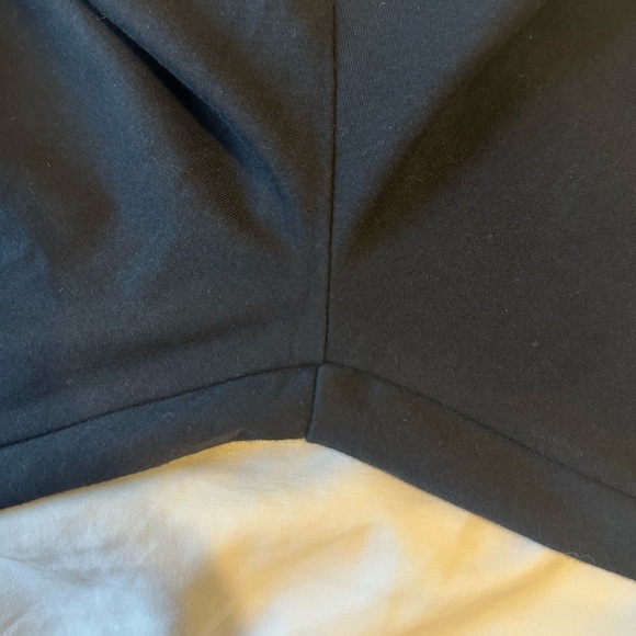 Aerie Black Leggings Sleek Form-Fitting Design - Picture 2 of 3